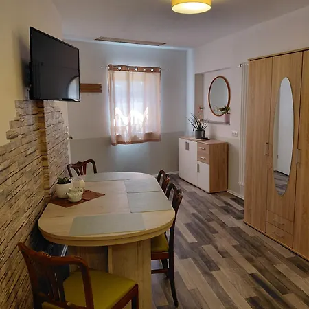 Apartment Ferienwohnung-for-4 Cityimmo Gotha